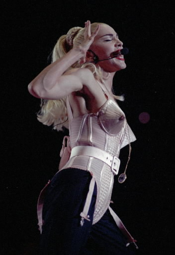 madonna798668.jpg