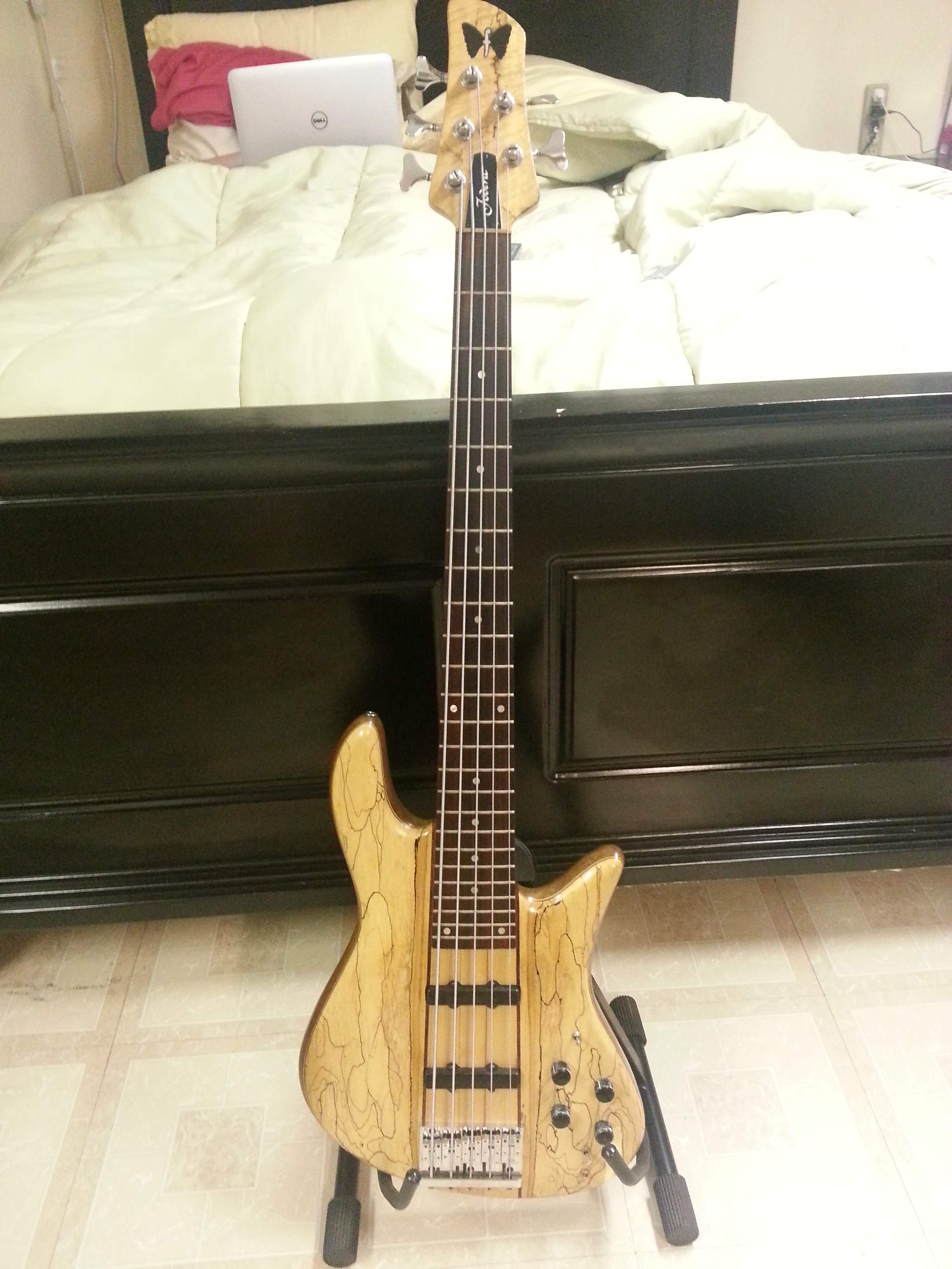 mahogany neck.jpg