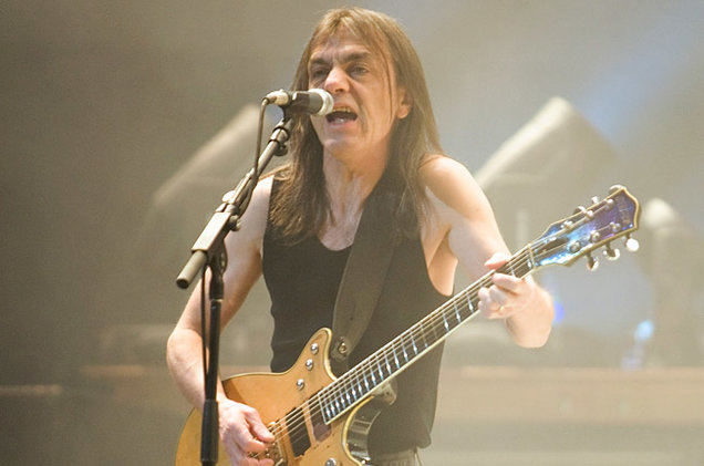malcolm-young-acdc-650-430.jpg
