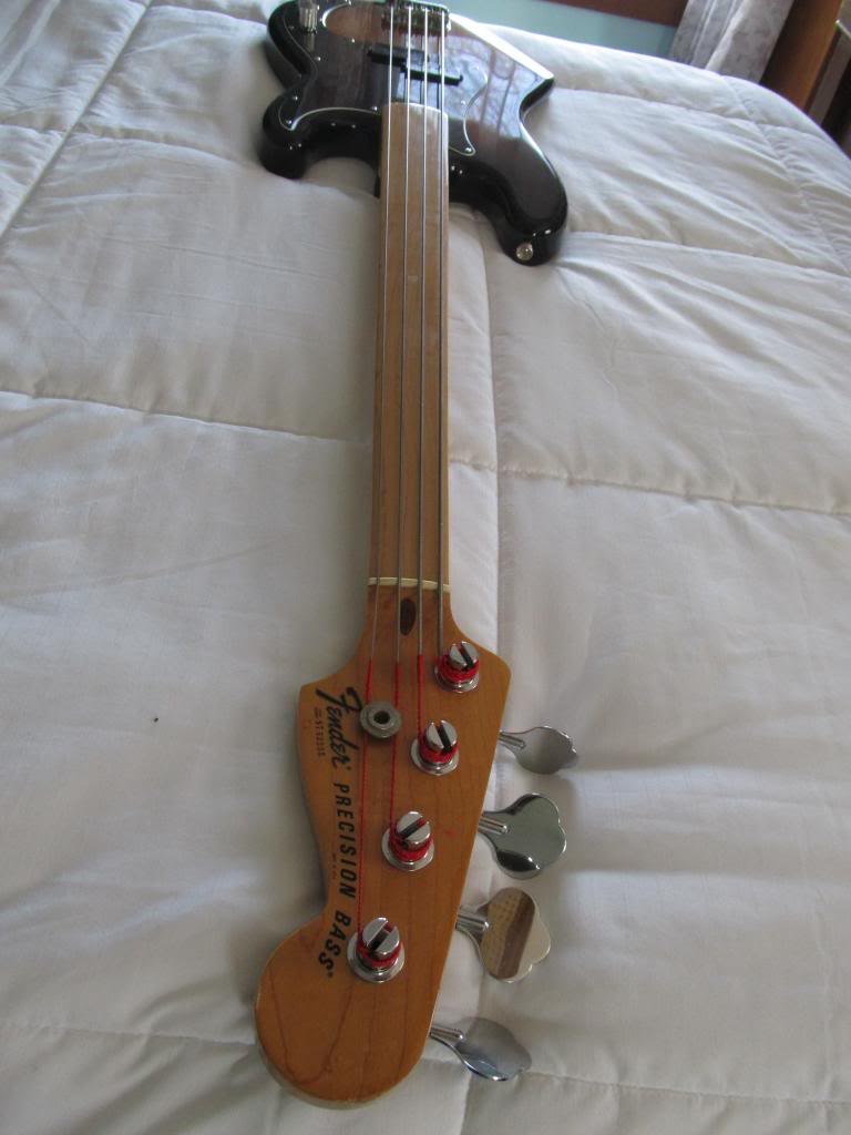 maplefretlessPbass001.jpg