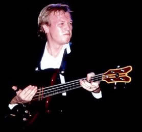 mark-king-live.jpg