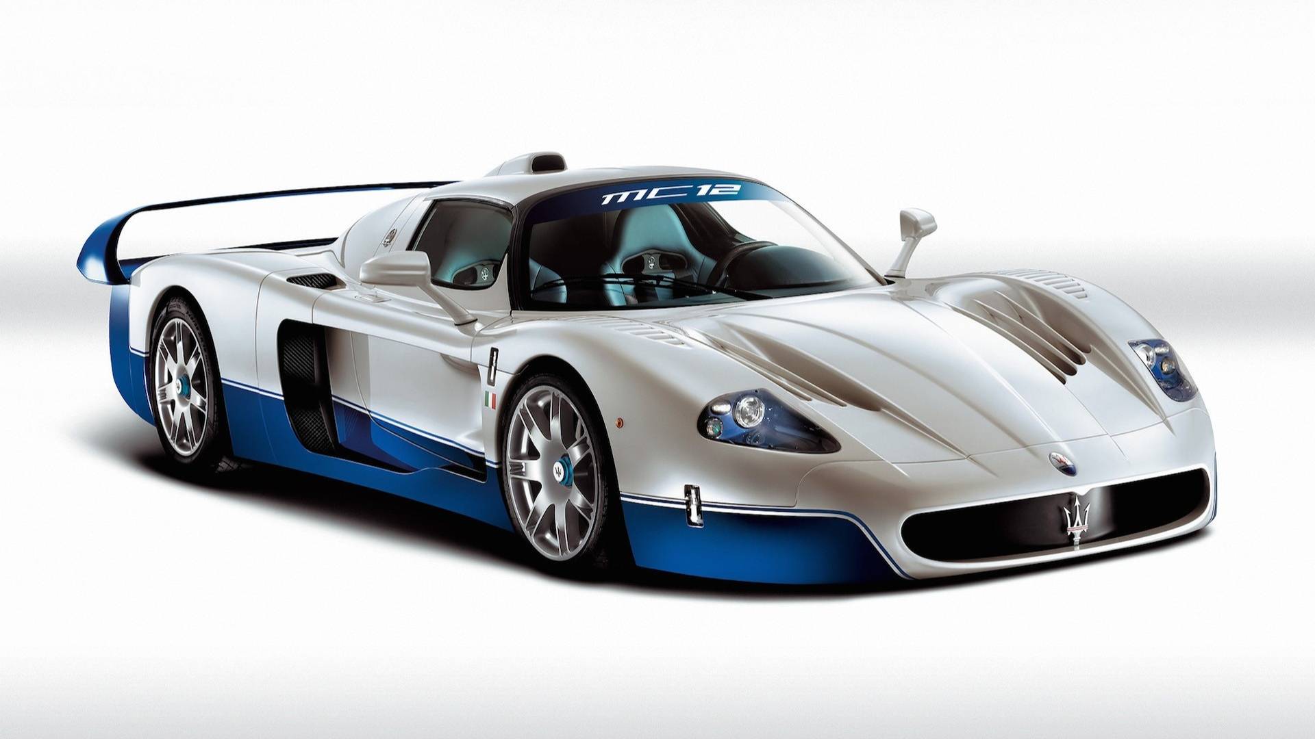Maserati MC12 01.jpg