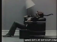 maxell-commercial-o.gif