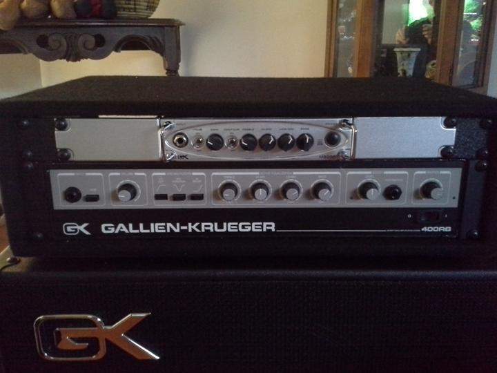 MB200_1.jpg