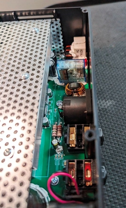 MB586.jpg