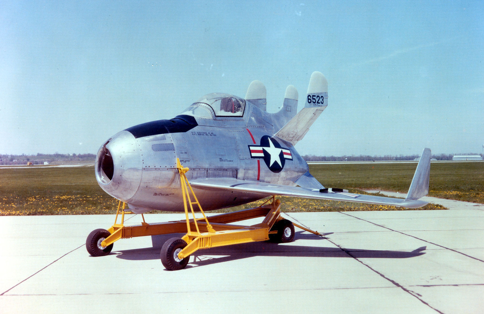 McDonnell_XF-85_Goblin_USAF.jpg