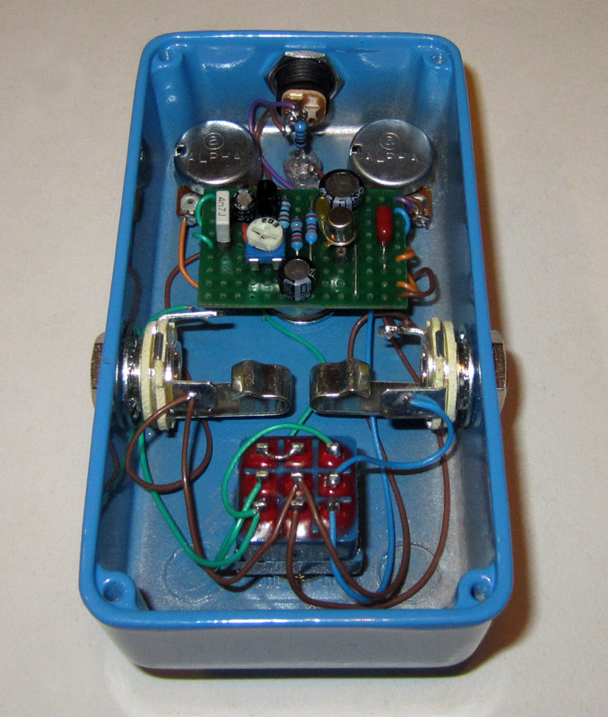 MDeluxe-02.jpg