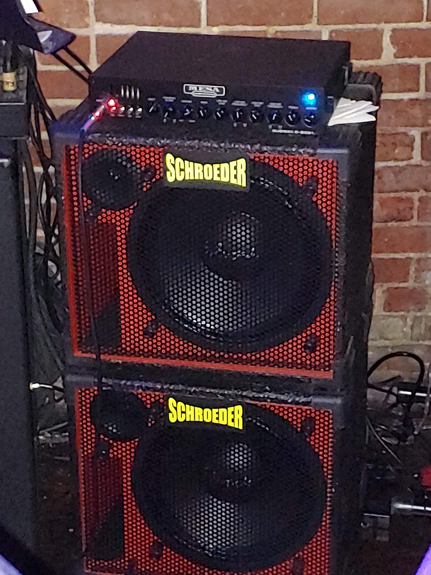 Mesa 800 with Schroeders.jpg