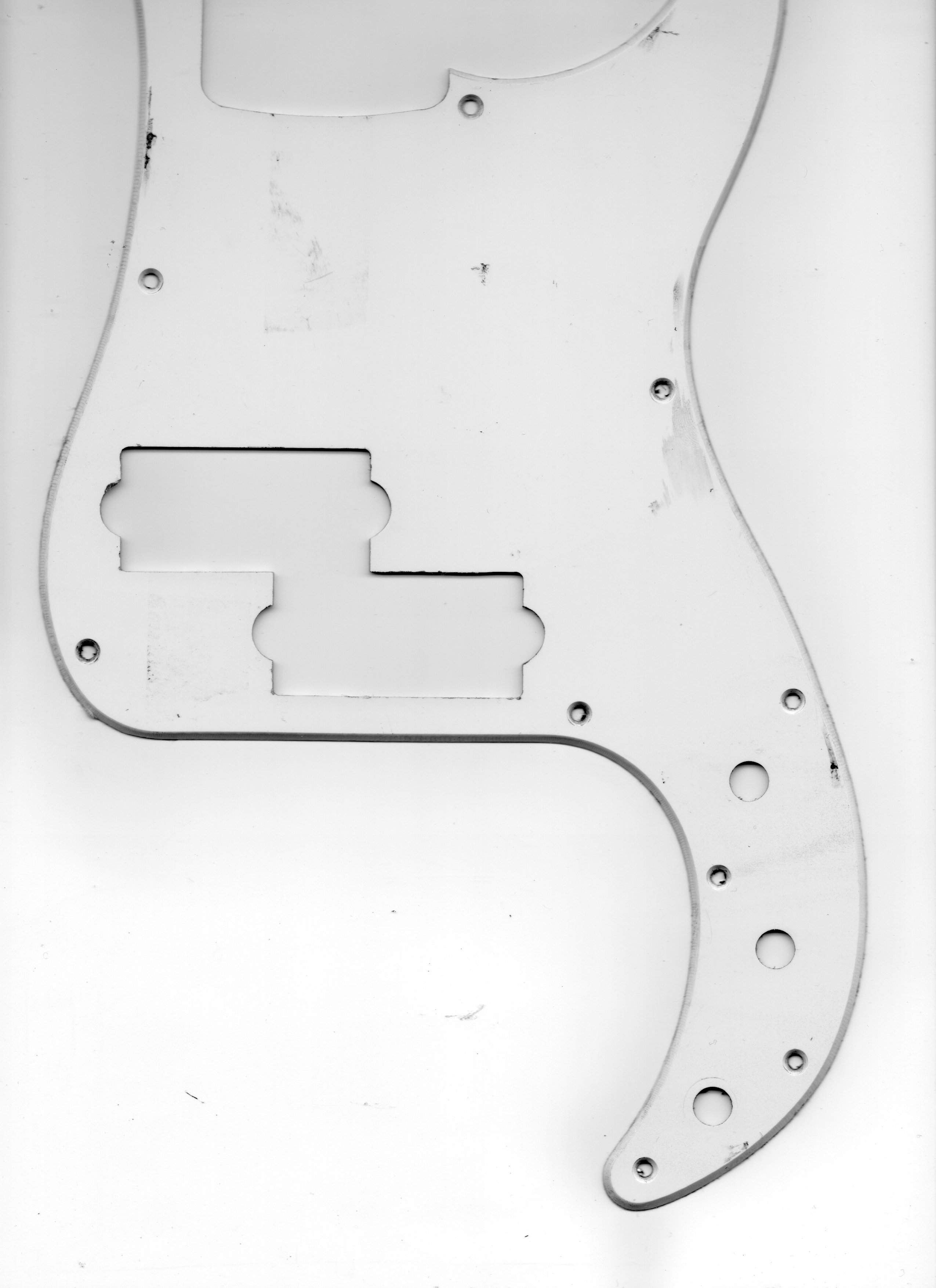 Mini PBass Pickguard002.jpg