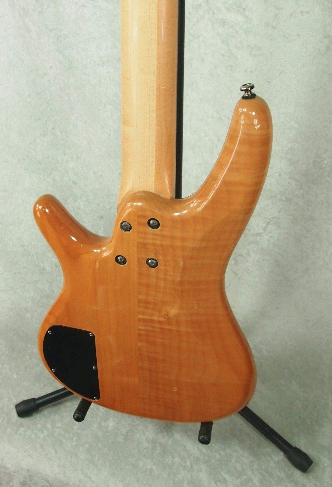 mismatched sr body.JPG
