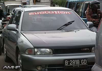 mitsubishi_lancer_b2818gd.jpg