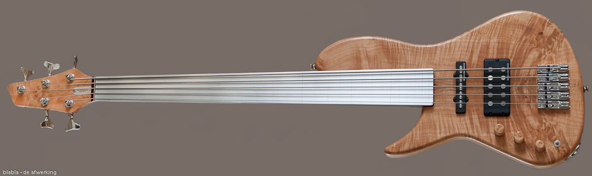 mk4_5fl.jpg