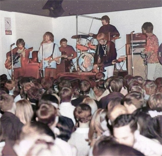 Mobey Grape Casey's '68.jpg
