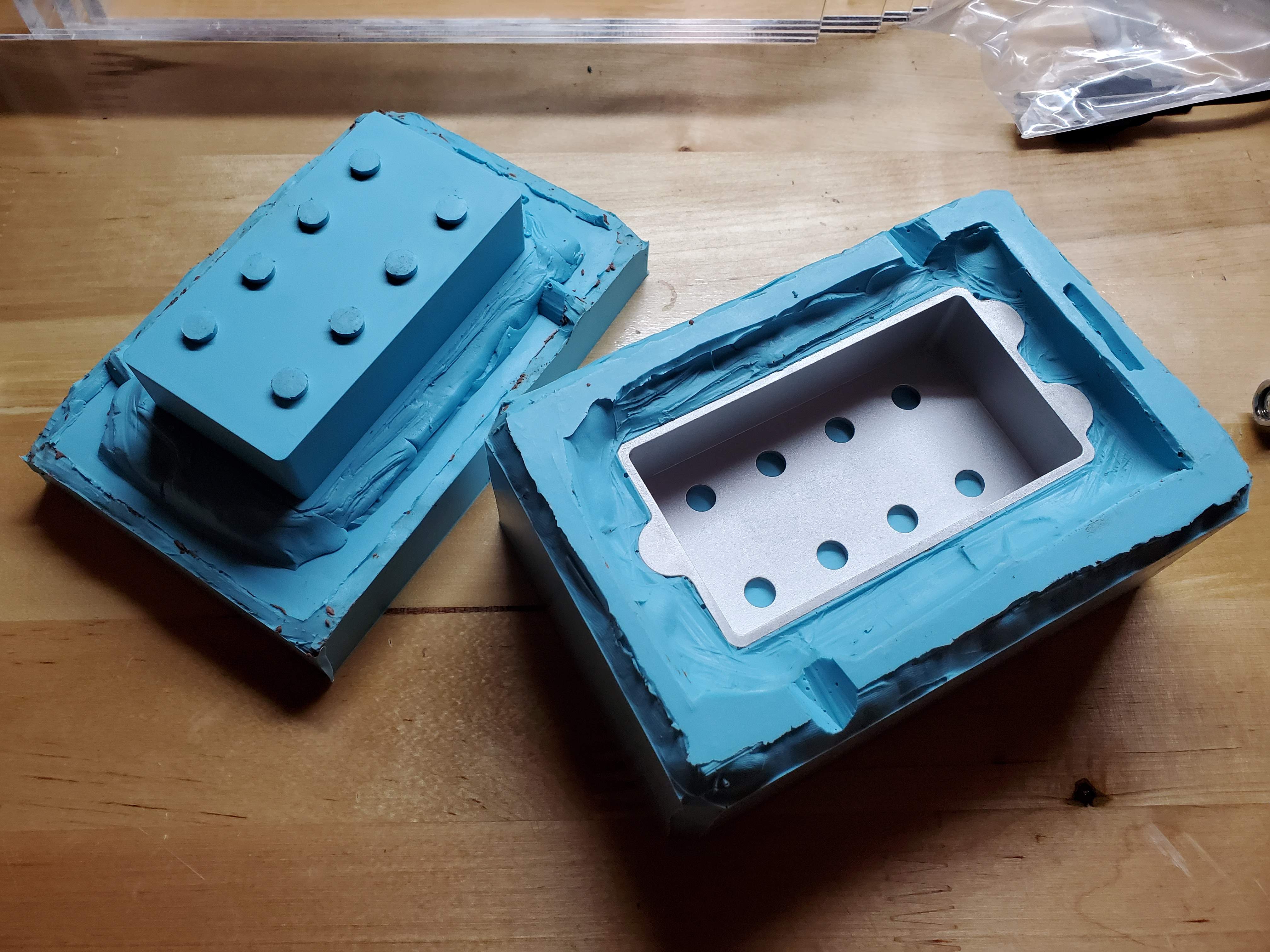 mold2.jpg