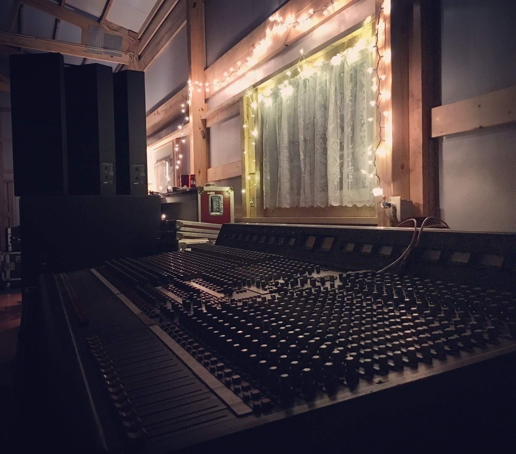 Mon board in low light.JPG