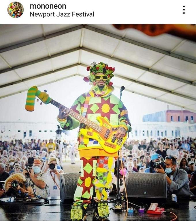 mono newport.jpg