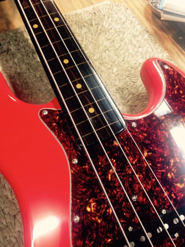 Moollon 4 String Bass-2.jpeg