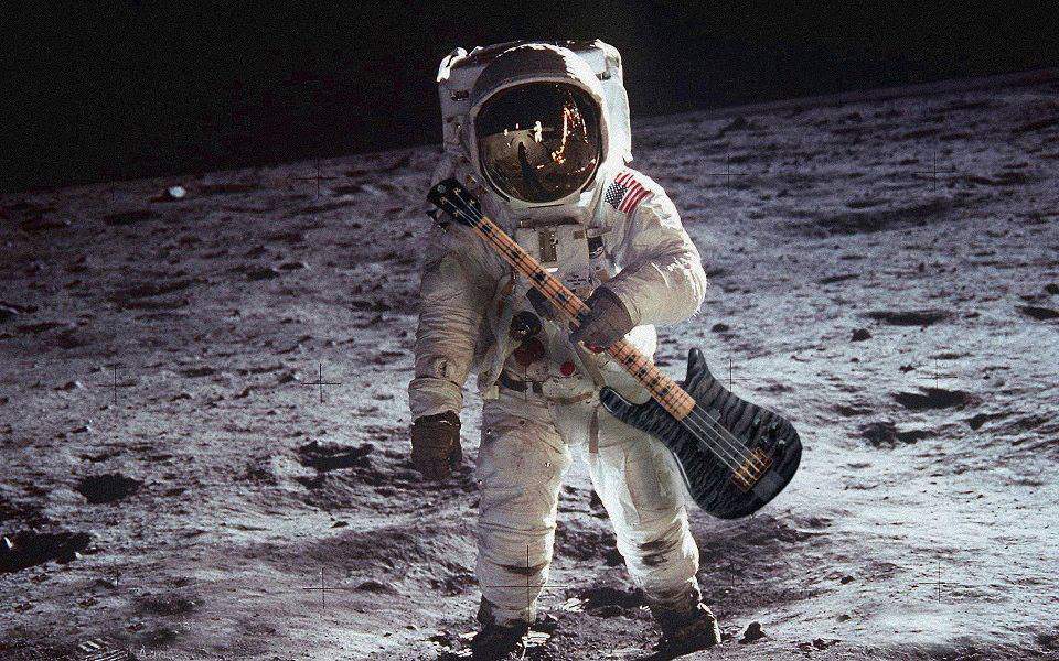 moon bass 2.jpg