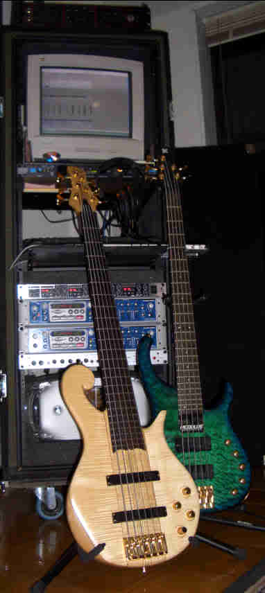 MorchQ5studio.jpg