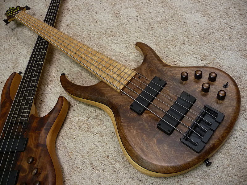 mtd_535pair_06.jpg