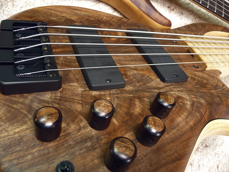mtd_535pair_07.jpg