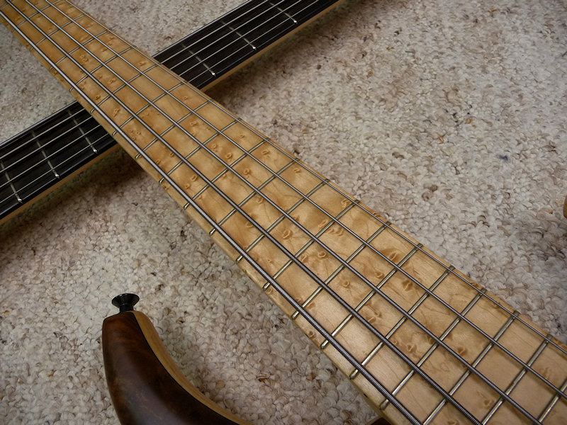 mtd_535pair_09.jpg