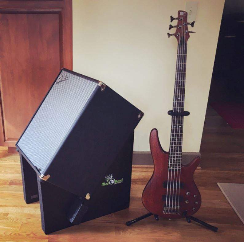 Mud Stand For Bass.JPG