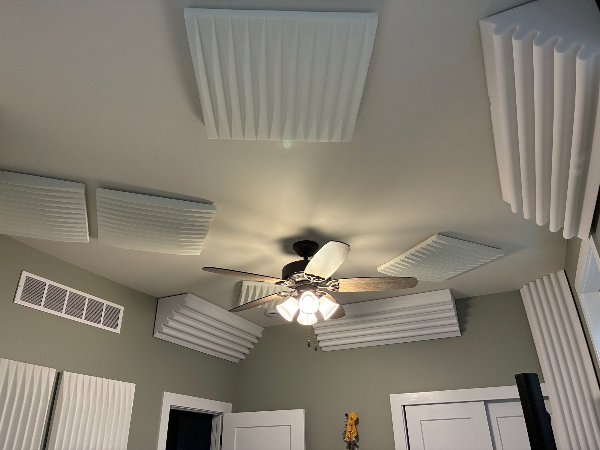 Music room - ceiling.jpg