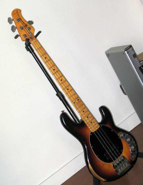 MusicMan-Sting-Ray.jpg