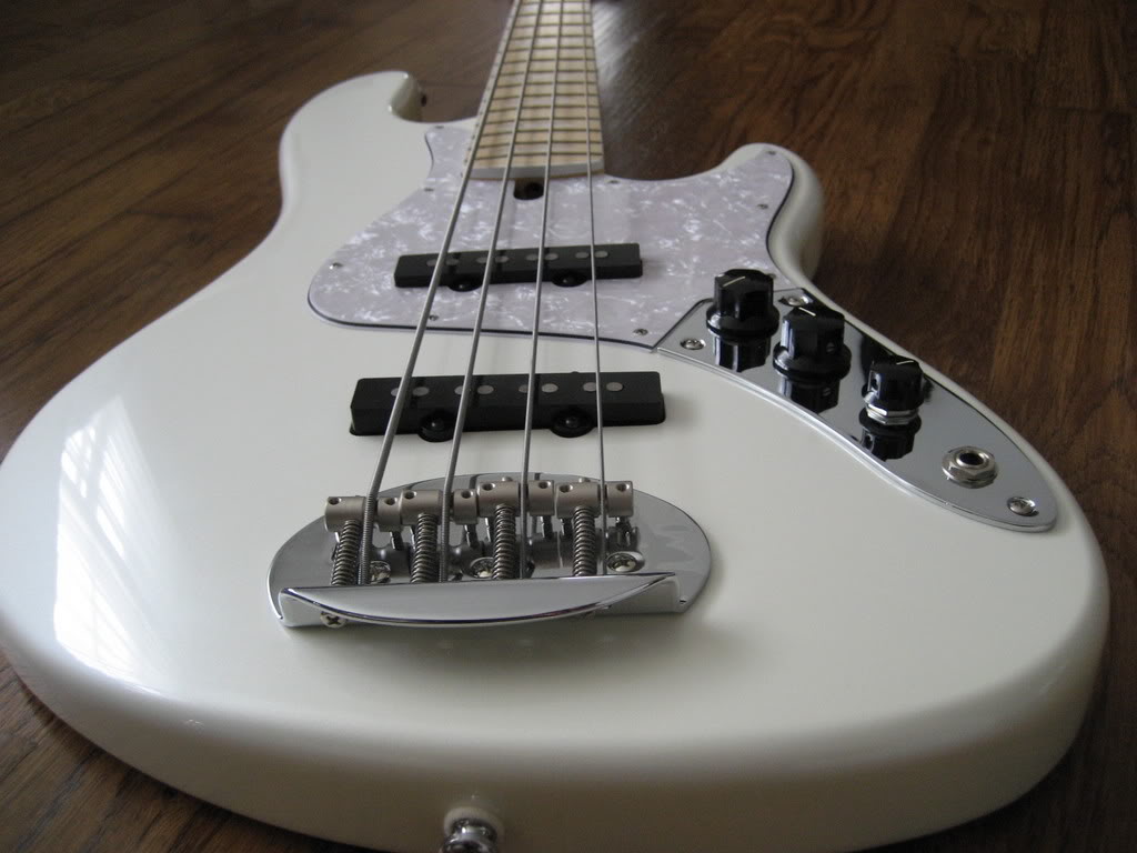 Musicman005-1.jpg