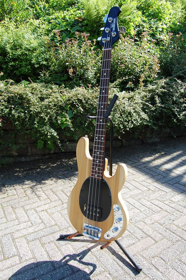 MusicmanSUB.jpg