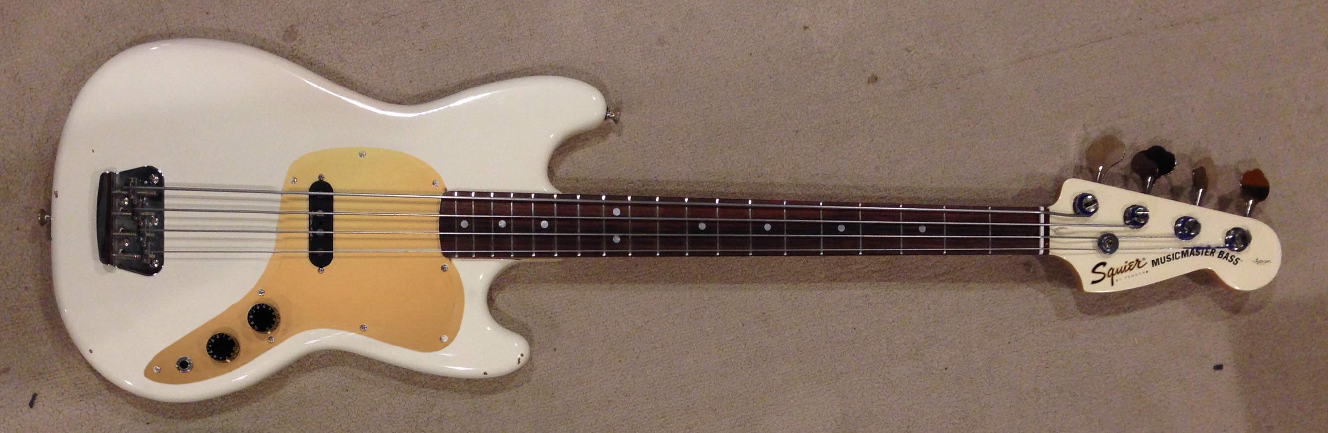 Musicmaster Vista White 2.jpg