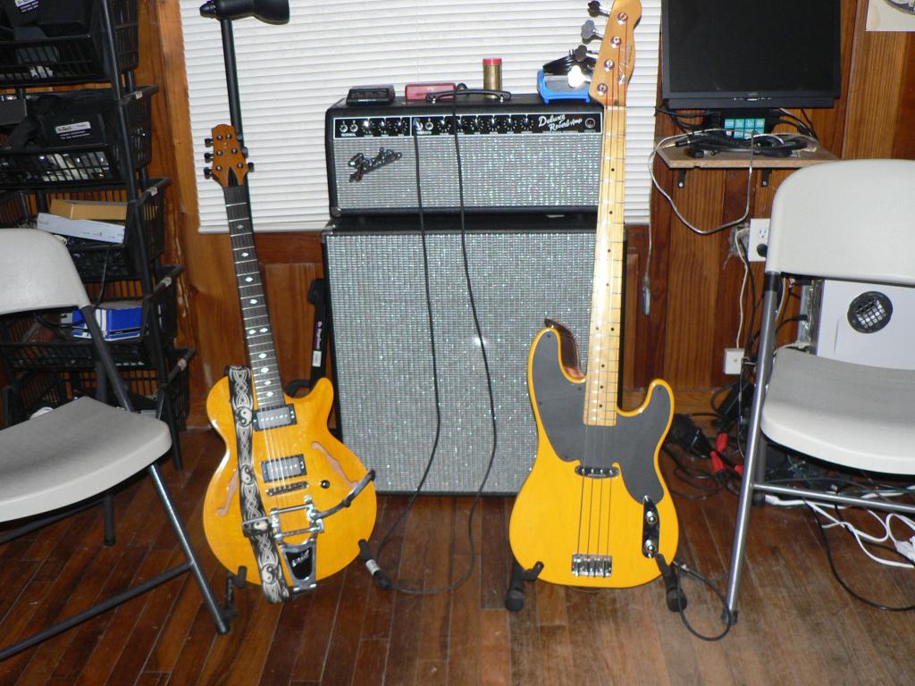 MusicRoom2_zpsa4b34b64.jpg