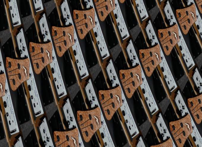 MVFL_headstock_F01.JPG