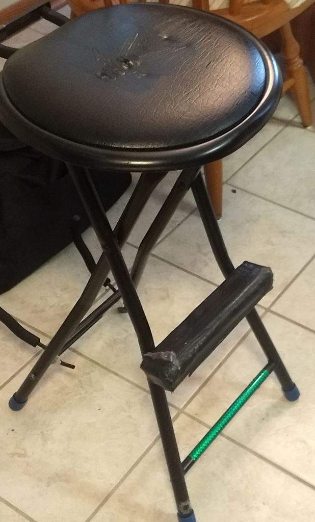 MyStoolFootrest.jpg