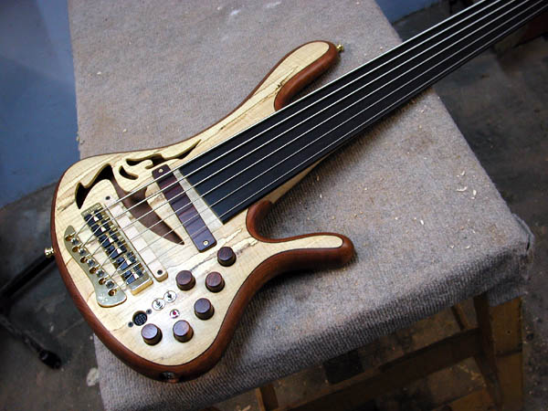 namm_legendVIMIDI.jpg