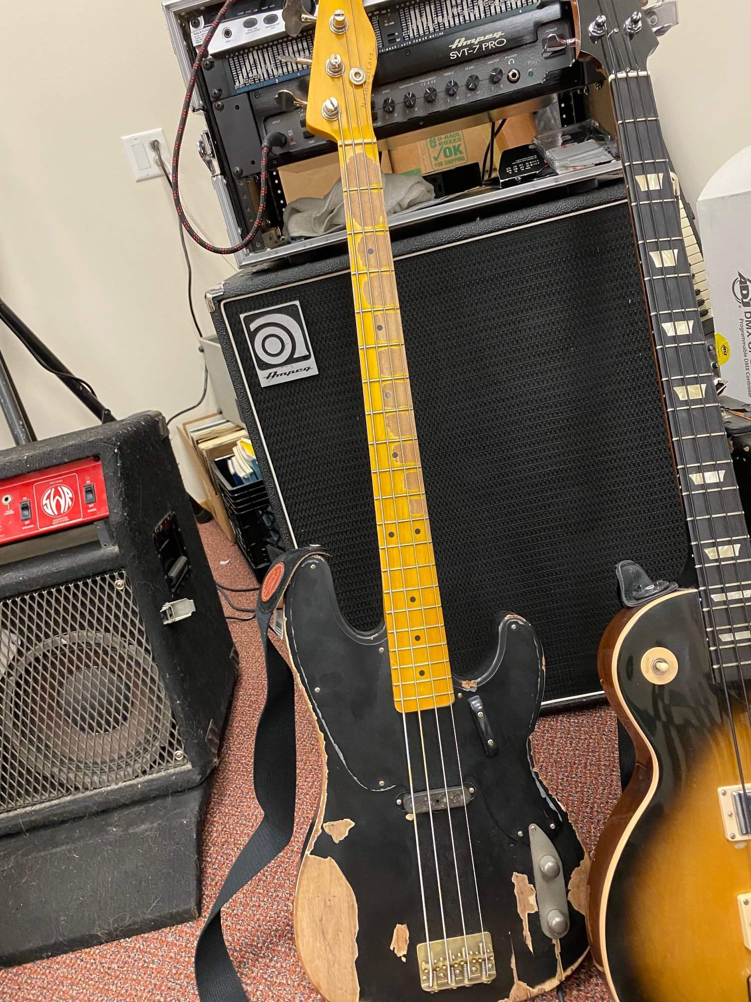 Nash Amp.jpg