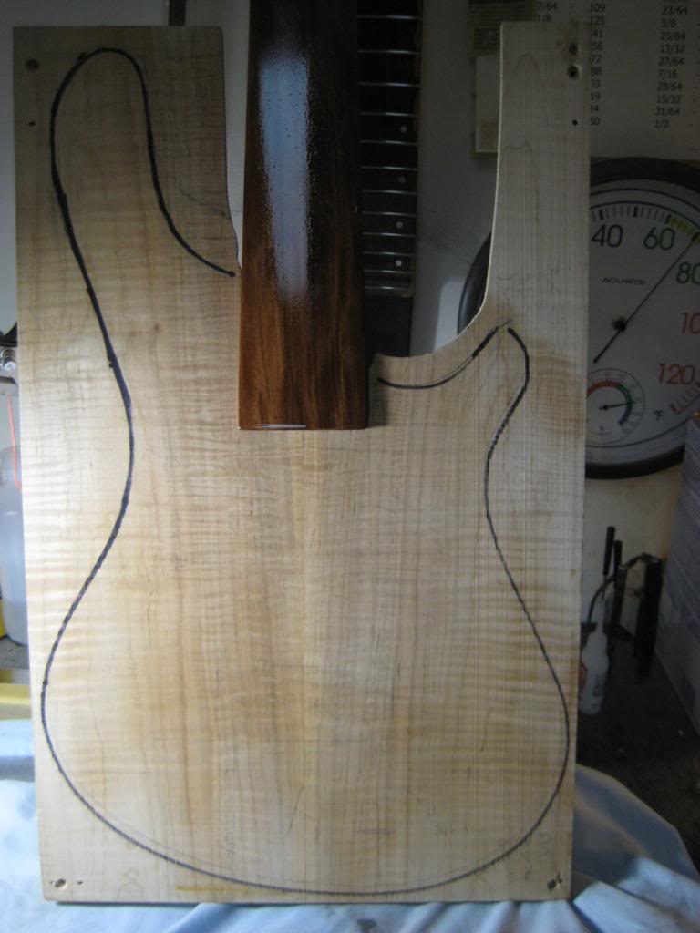 NBS-5FLAMEMAPLE-23FRET34SCALE.jpg