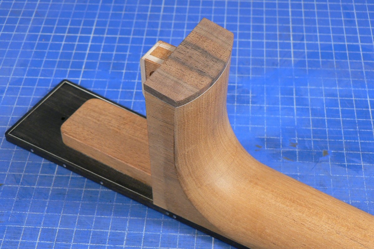 Neck 080.JPG