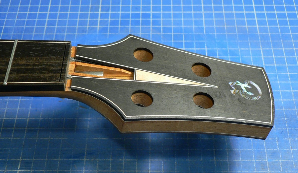 Neck 090.JPG