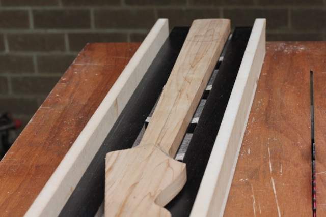 neck_fingerboard_support_jig_small.jpg