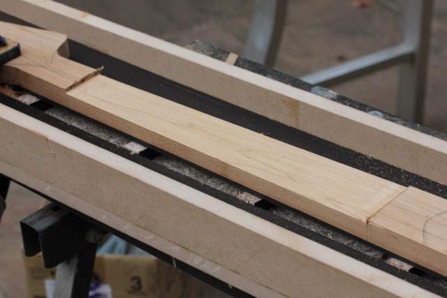 neck_profile_route_last_cut_small.jpg