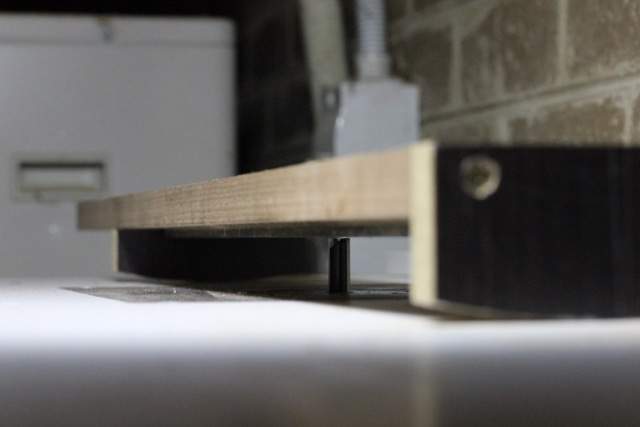 neck_radius_jig_router_table_small.jpg