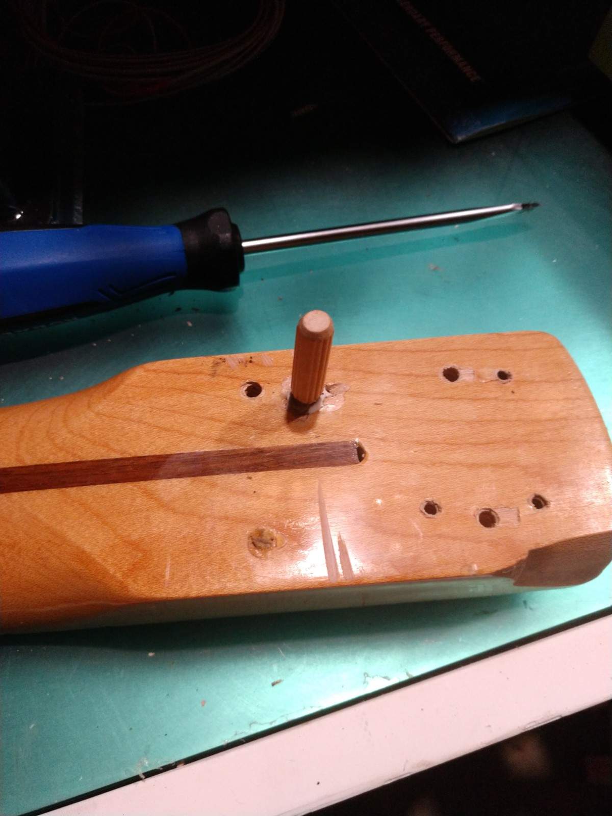 neckbolt4.jpg