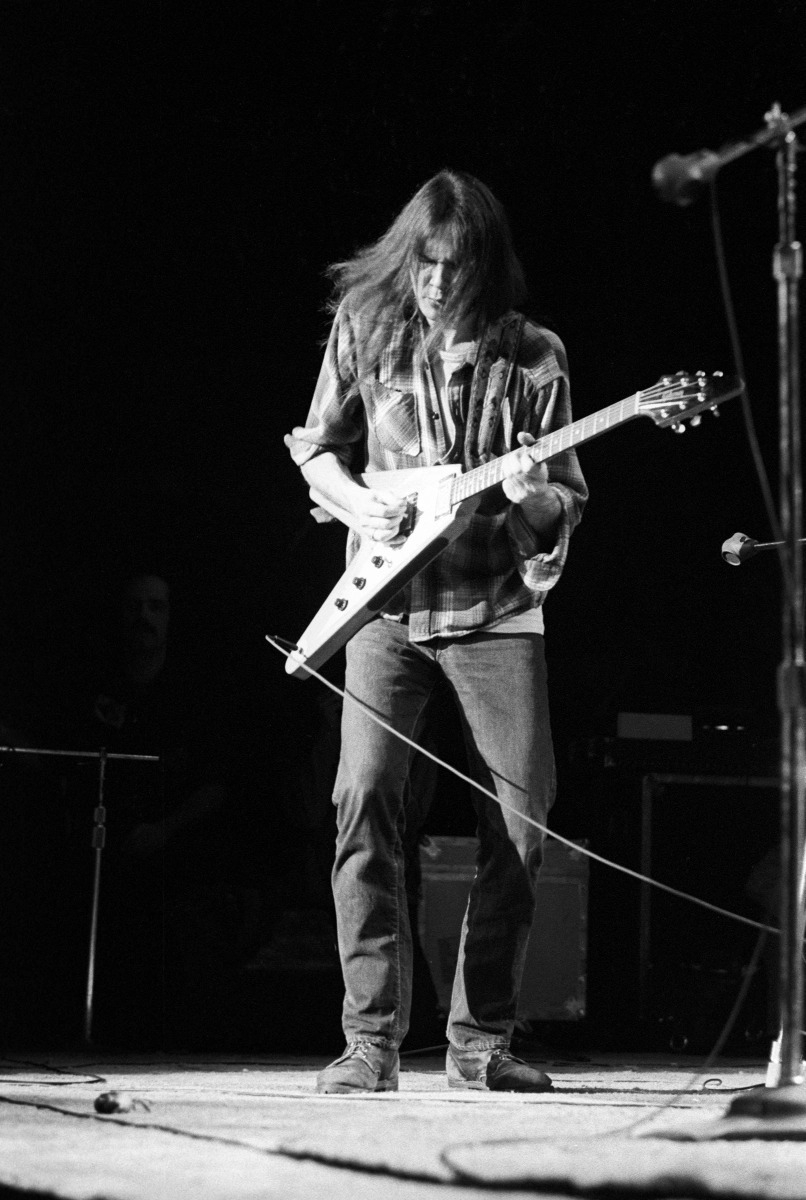 NeilYoung.jpg
