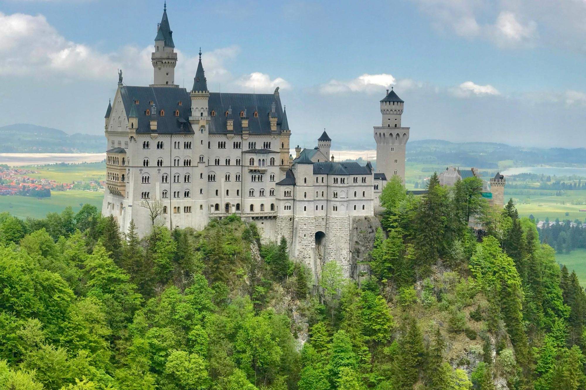 Neuschwanstein Castle 01.jpg