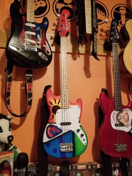 new headstock.jpg