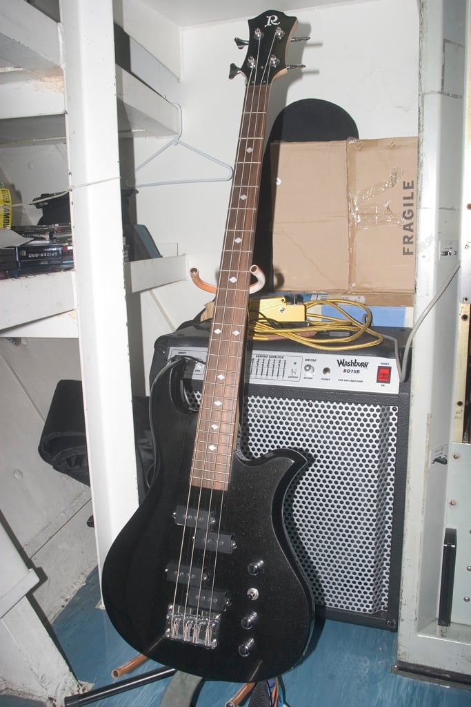 New_Bass.jpg