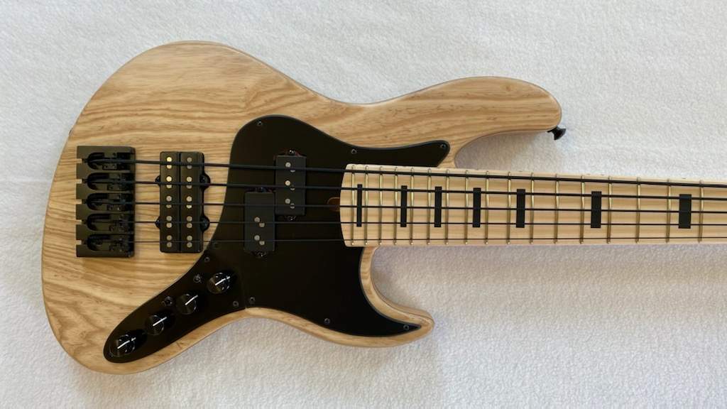 newbass.jpg