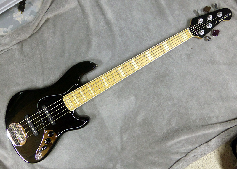 newneck_zpsceae6404.jpg